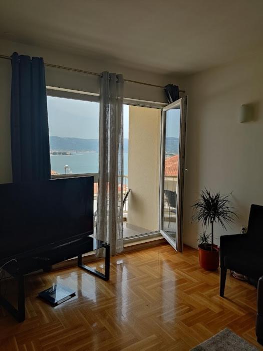 Deep Blue Apartment Трогир Экстерьер фото